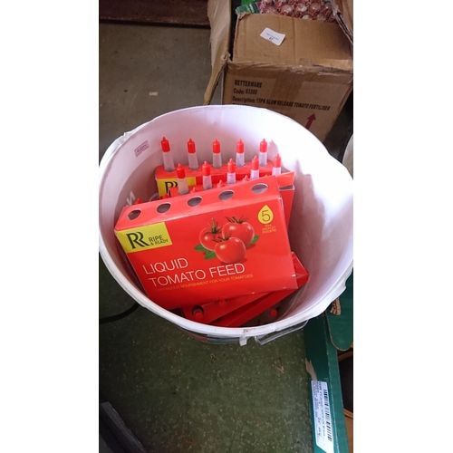 66 - bucket of 10 tomato liquid fertilizer