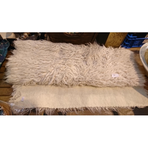 310 - white rug