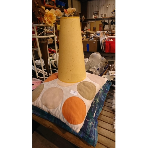 312 - 2 x cushions, canvas and lamp shade