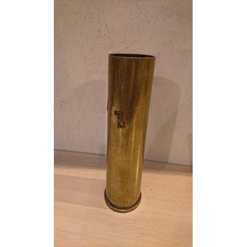 479 - brass gun shell