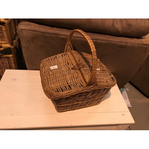 449 - Old Vintage Basket