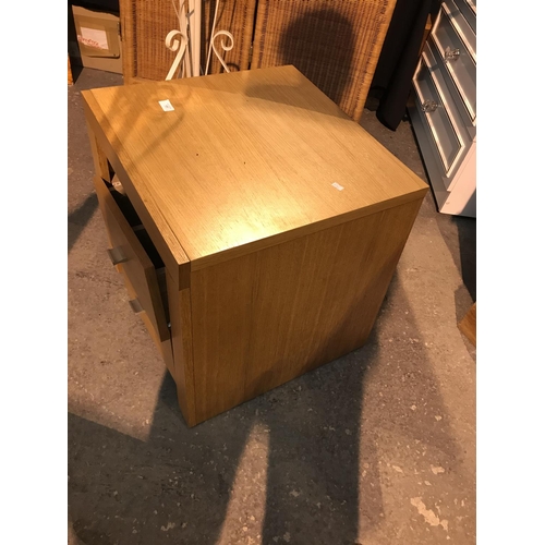 453 - 2 drawer bedside chest