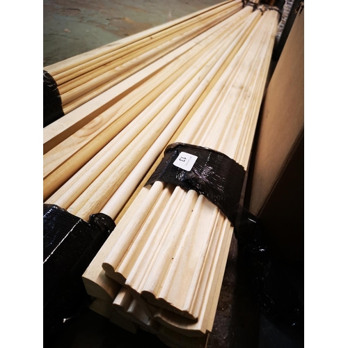 13 - Bundle of 2.1m mixed pine mouldings