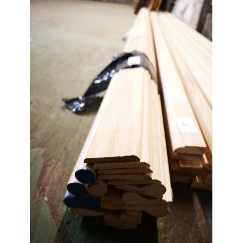 16 - Bundle of 2.1m pine architrave