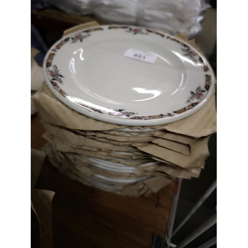 451 - 19 catering side plates.