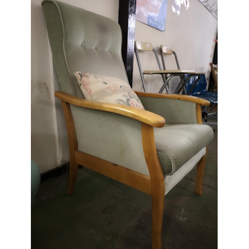 500 - Parker knoll style fireside chair