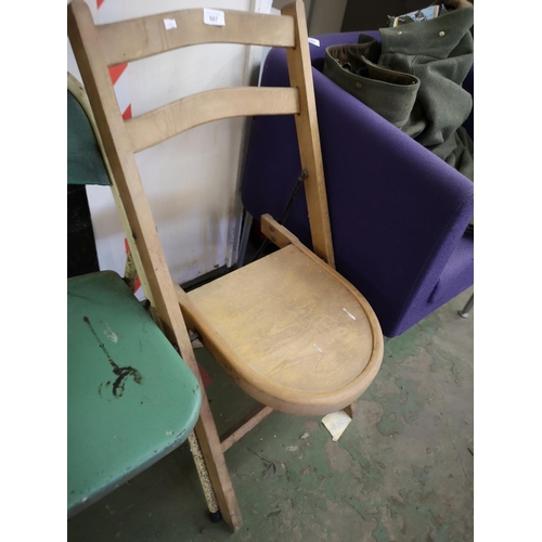 507 - Hardwood folding garden chair