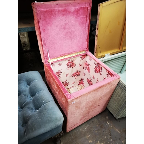 564 - Pink velvet bedroom storage box