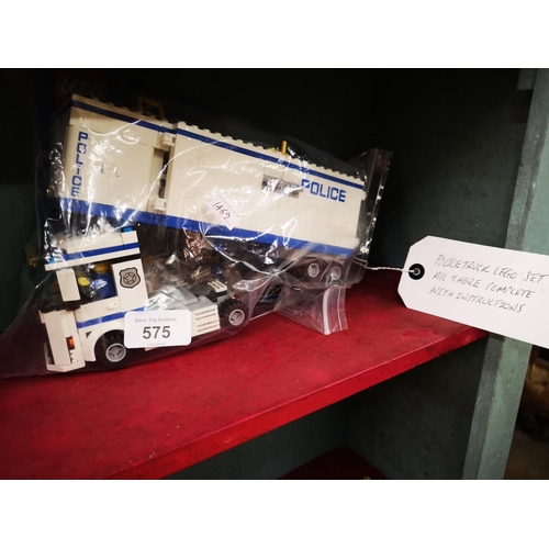 575 - Police truck leggo set - complete