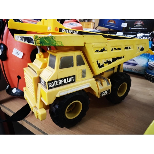 583 - Caterpillar dump truck and trailer