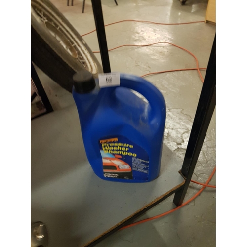 62 - Halfords pressure washer shampoo