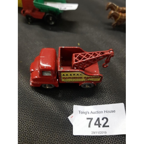 Lot 742       