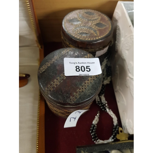 Lot 805       