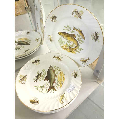 970A - Two decorative fish pattern plates and two ship and one hunting plate