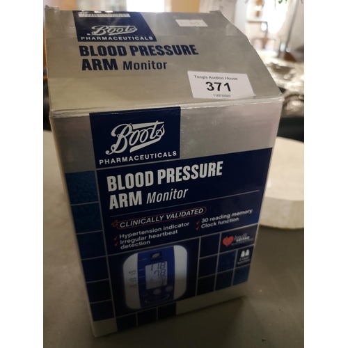 371 - Boots Blood Pressure Arm Monitor in box