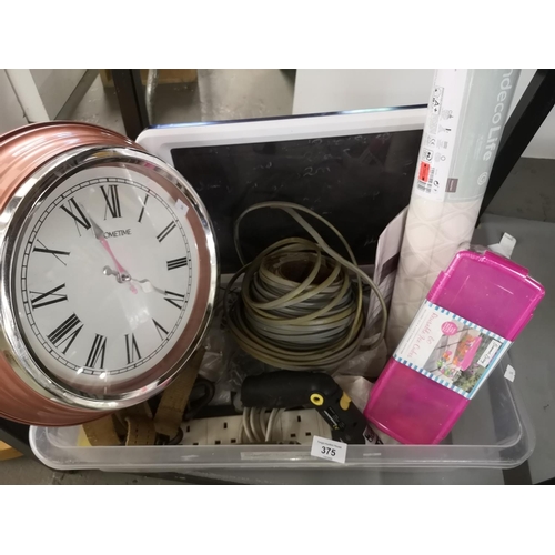 375 - Collection of household items incl. wall clock, wallpaper and reusable ice cubes unused and still in... 