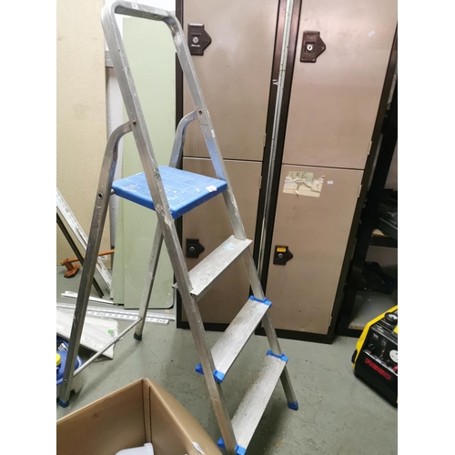 227 - Four step step ladders.