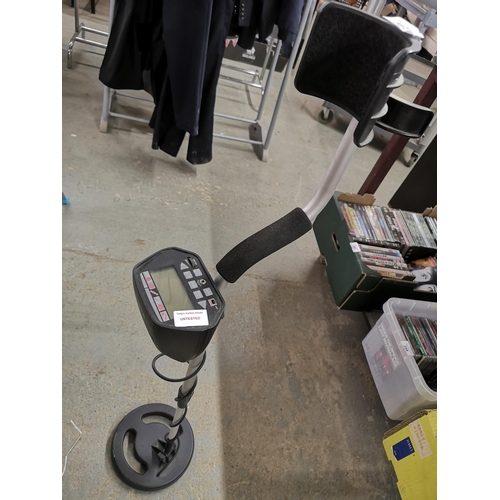 362 - Precision gold metal detector, untested.