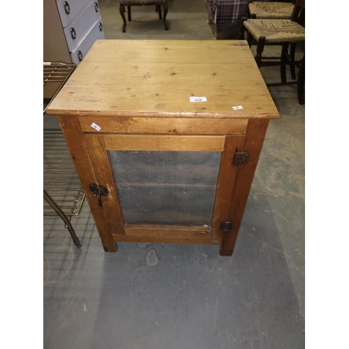 626 - Vintage meat safe, 51 x 46 x 62 cm approx.