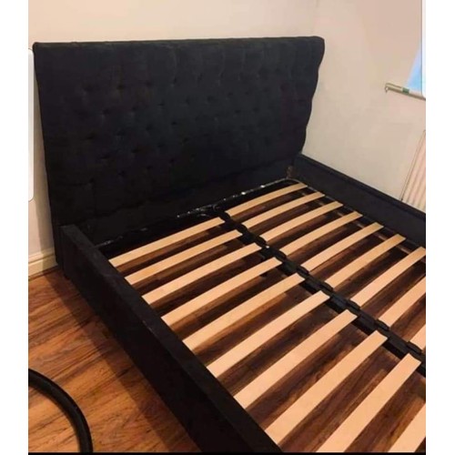 666 - King size bed, black velvet,two slats are missing.