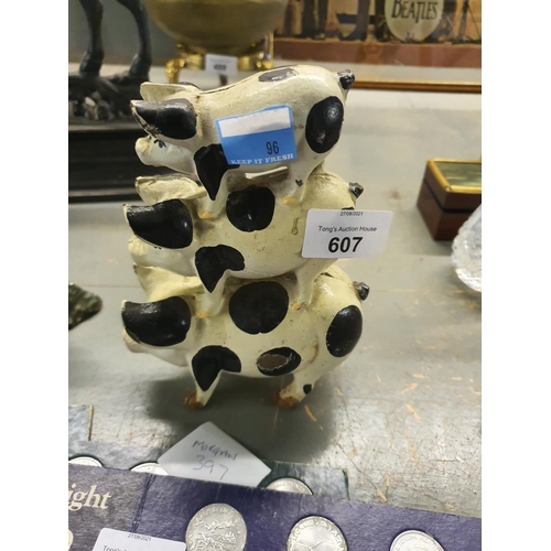Lot 607       