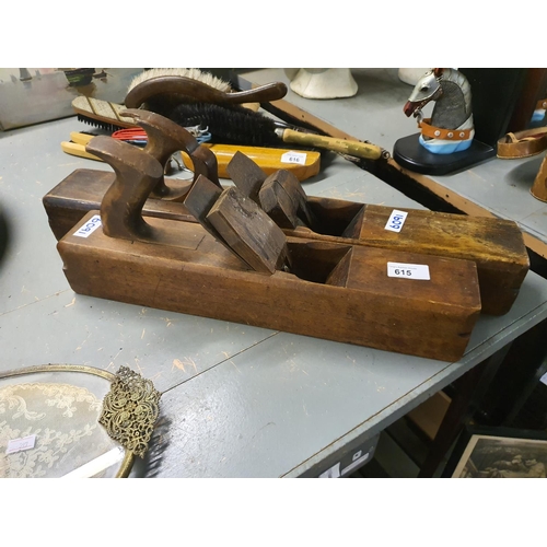 Lot 615       
