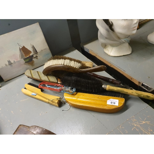 Lot 616       