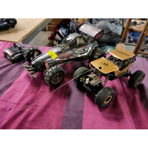 24 - METAL MONSTER TRUCK AND EVERBRITE KART WITH REMOTE RC VEHICLES Collection of radio controlled cars