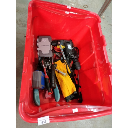 437 - COLLECTION OF VARIOUS TOOLS ELECTRIC DRILL BITS ETC