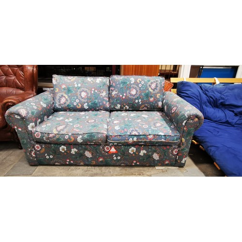 1389G - Two seater sofa bed