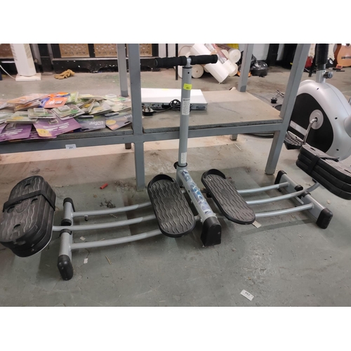 482 - Power leg master exercise machine