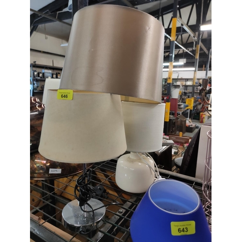 646 - Two lamps and a light shade