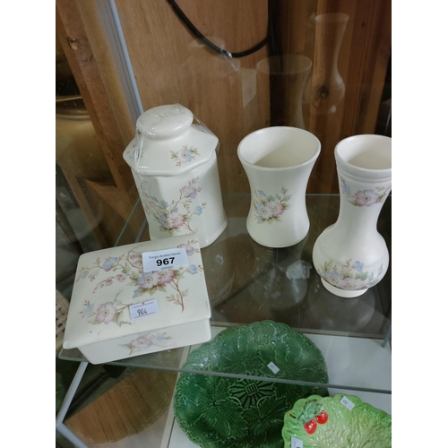 967 - Aldridge Pottery set