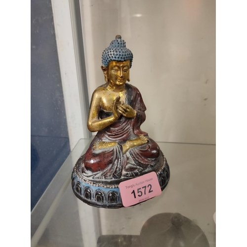 1572 - Buddha figure. Approximately 16 cm tall