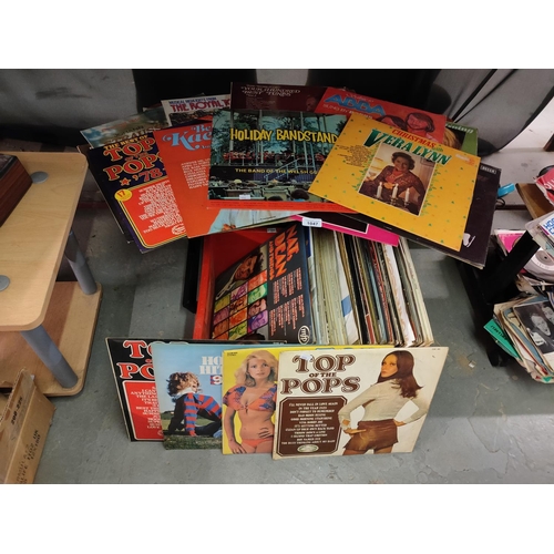 1047 - A large quantity of Vinyl LP's including 70's Top of the Pops