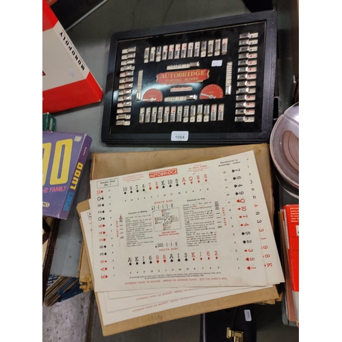 1064 - A lovely vintage Autobridge Bridge scoring board and score sheets