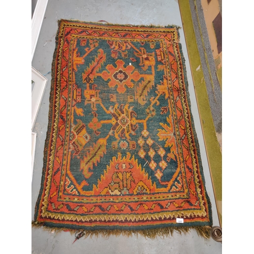 1095 - Decorative woollen rug. Approximately 95 x 140 cm