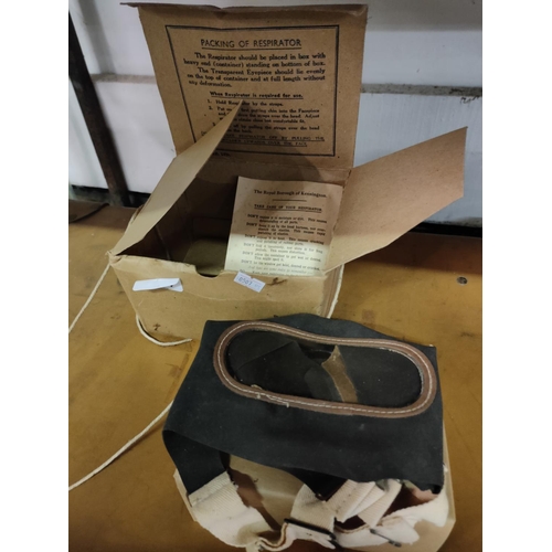 1264 - A vintage respirator in original box