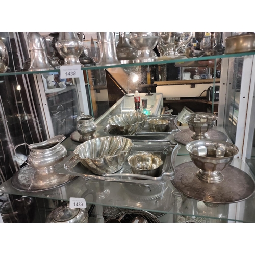 1439 - Collection of silver plated items including milk jug, bowls and placemats