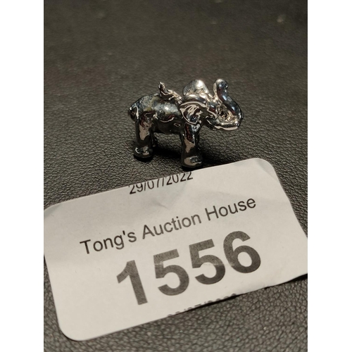 Lot 1556      