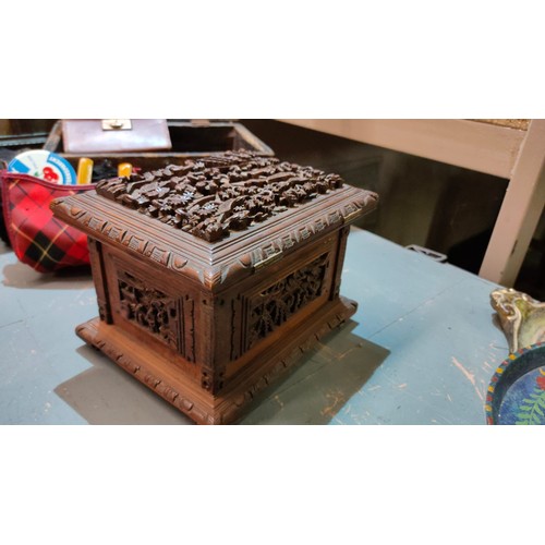 1141 - Antique Oriental heavily carved wooden lockable  box in beautiful condition. Amazing craft work