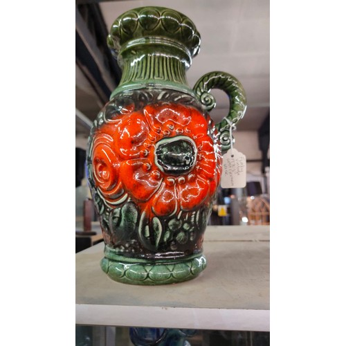 1373a - West German vase