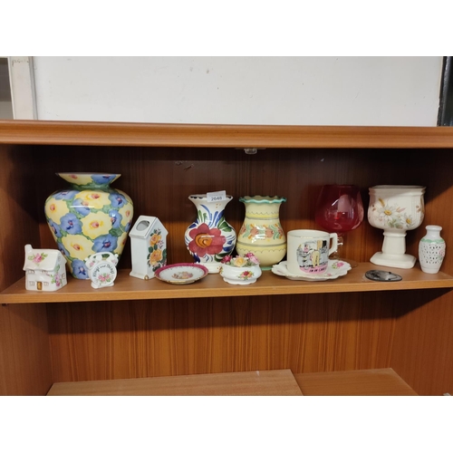 2048 - Collection of items including Limoges, Fenton China and Old Country Roses