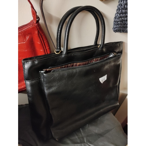 2072 - East West London black leather bag