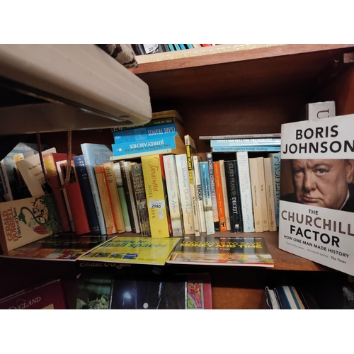 2080 - Collection of books including ‘The Churchill Factor’ by Boris Johnson, ‘The Encyclopedia of painting... 