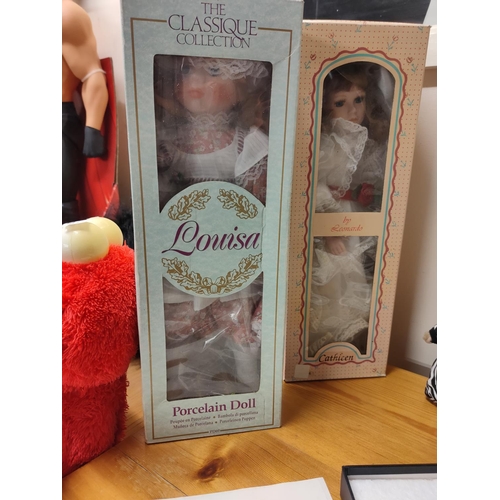 2228 - Two porcelain dolls including the classique  collection Louisa and the Leonardo collection Kathleen