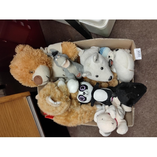 2235 - Collection of children’s soft toys