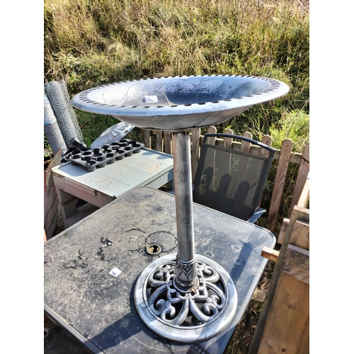 45 - 2.4ft bird feeder table silver sprayed