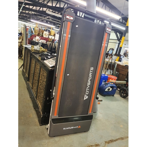 442 - City sports folding treadmill