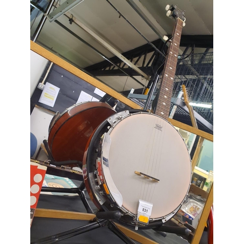 831 - Rocket music Remo weatherking full sized 5 string banjo, excellent condition and tone